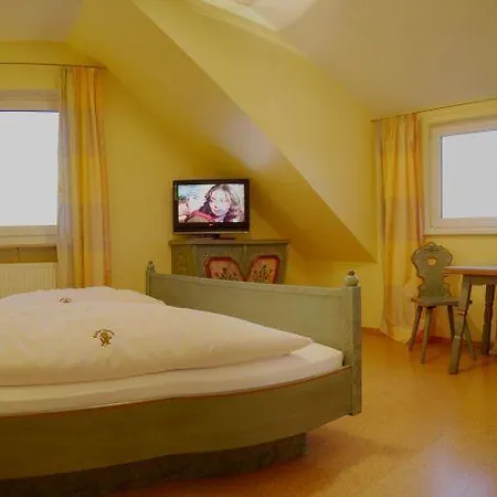 Berggasthof Igelwirt Hotel 3*